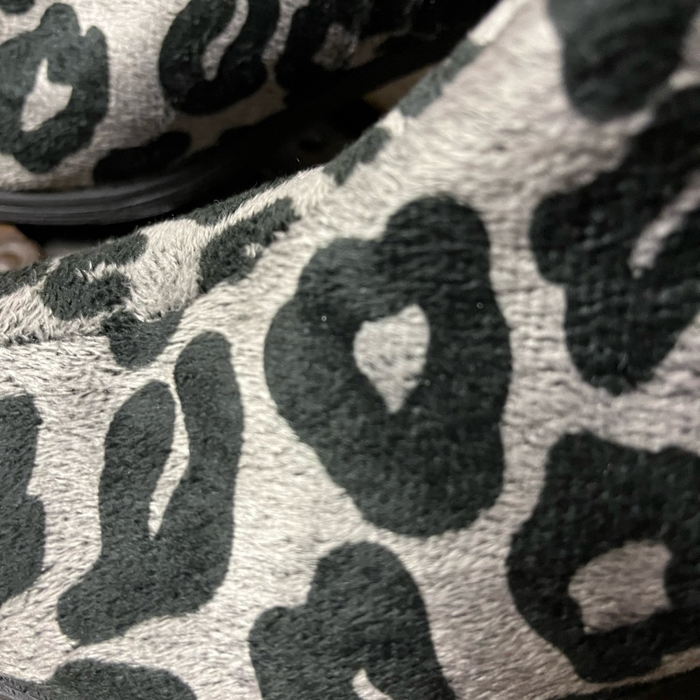 Leopard booties - Picture 3 of 4